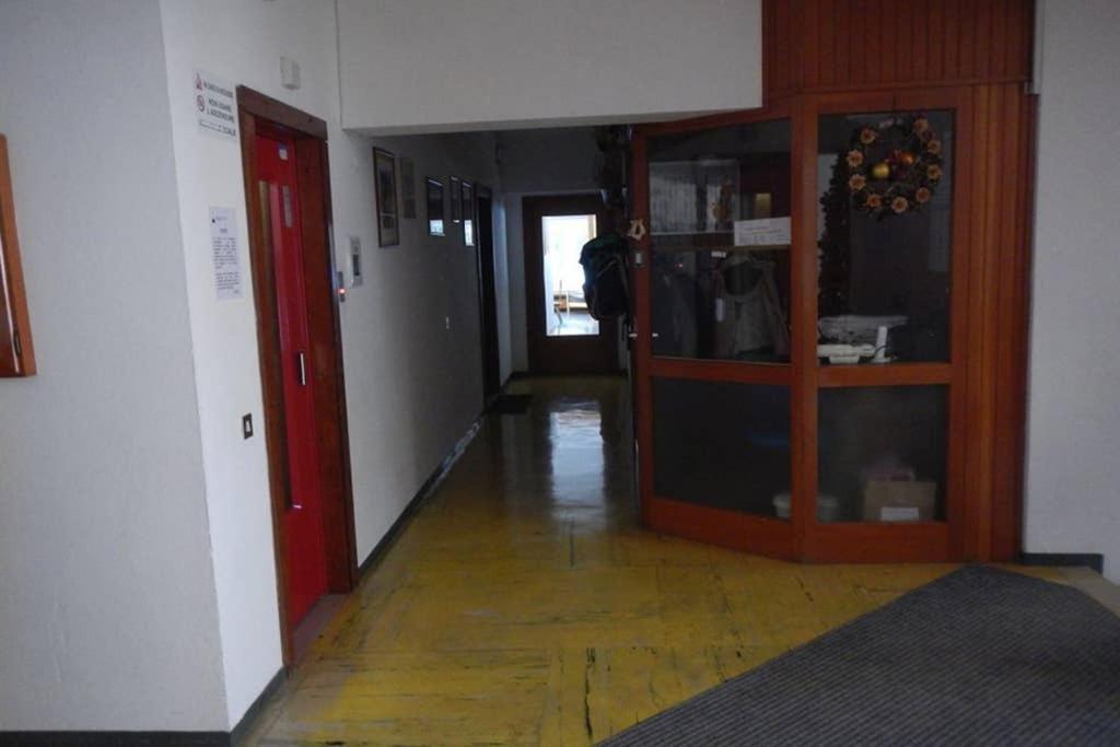 Alloggio Vacanze In Montagna Per Coppia Folgaria Buitenkant foto
